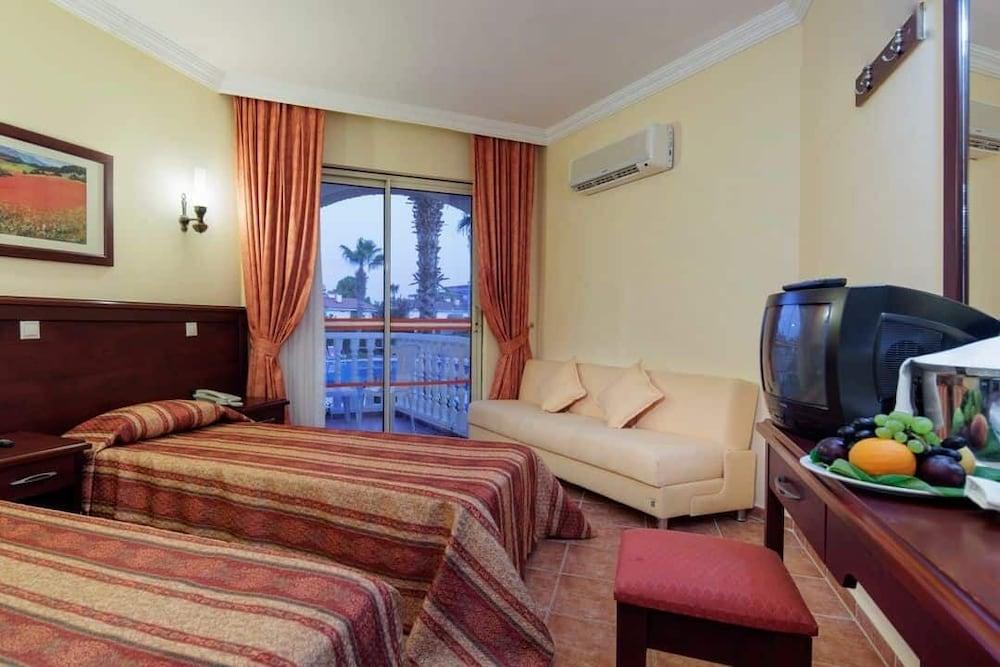 Larissa Sultan Beach Çamyuva Dış mekan fotoğraf
